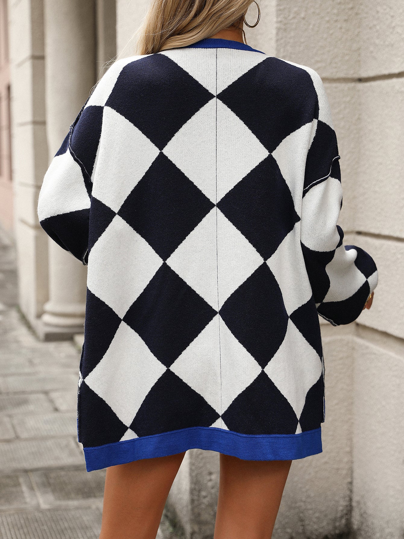Loose Knit Cardigan with V-Neck and Diamond Check Patchwork