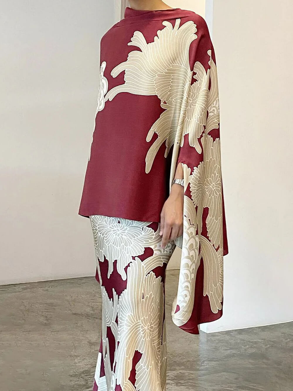Chic Oversized Floral Ensemble