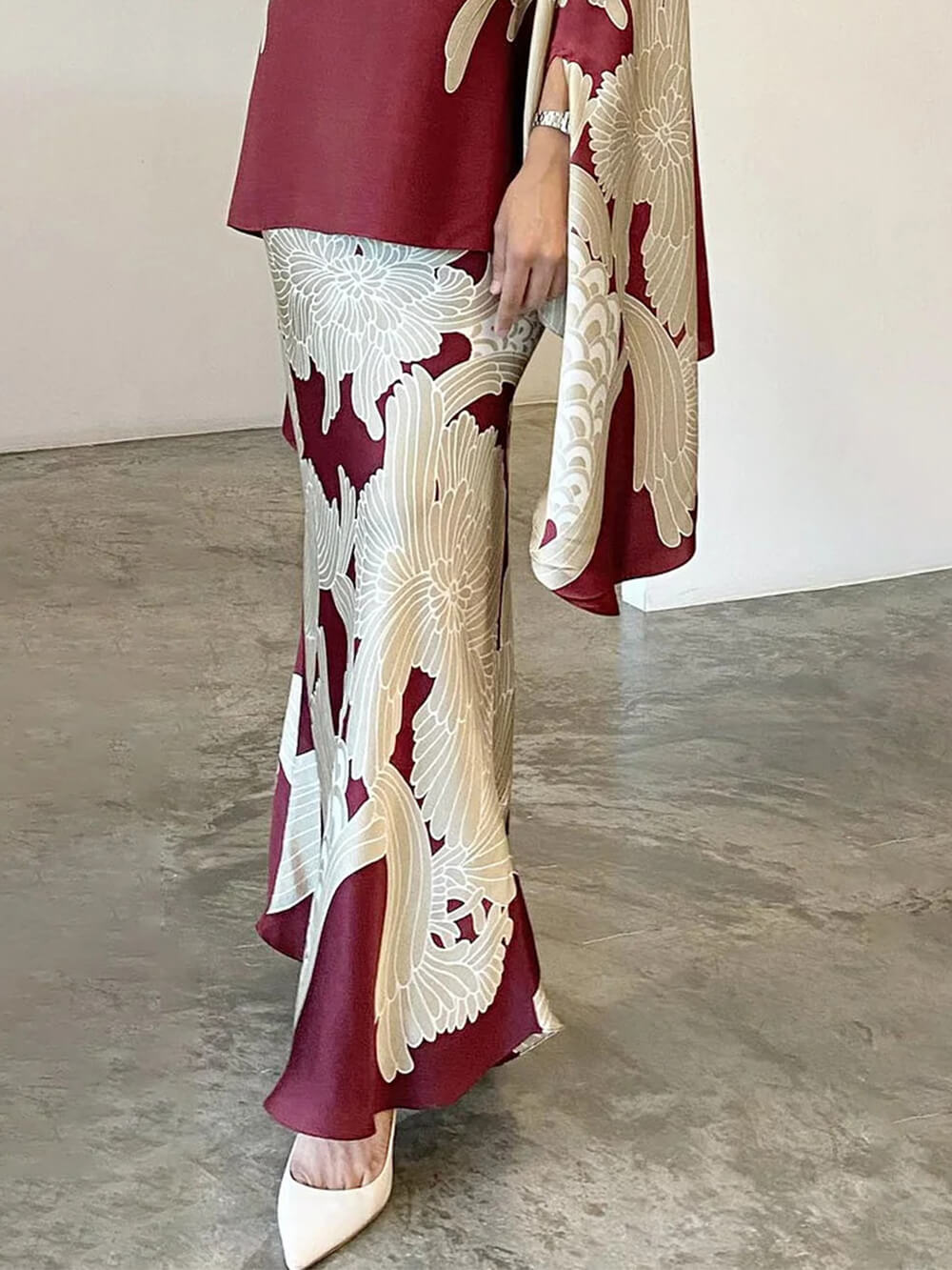 Chic Oversized Floral Ensemble