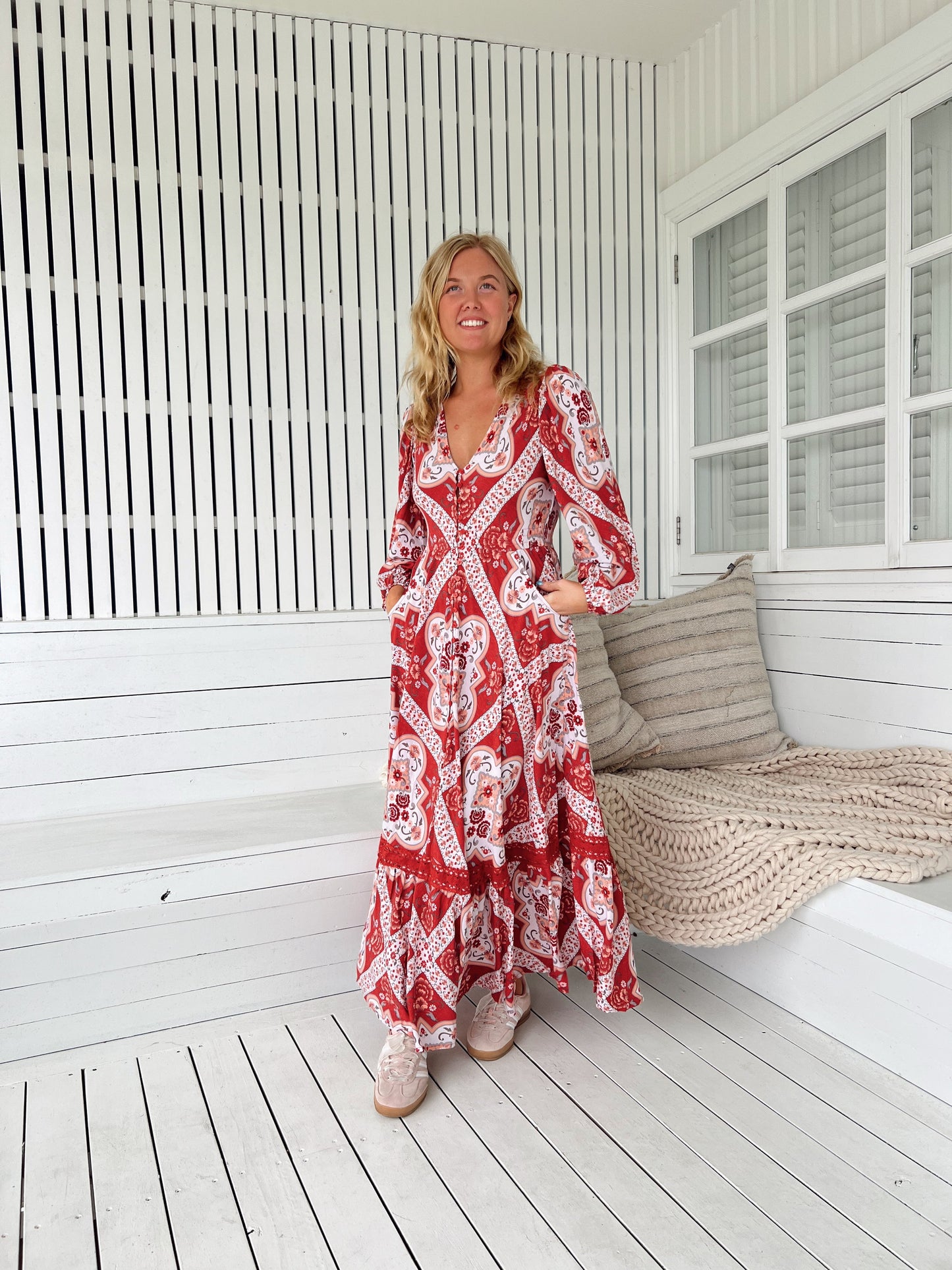 Carmen Pink Maxi Dress with Long Sleeves