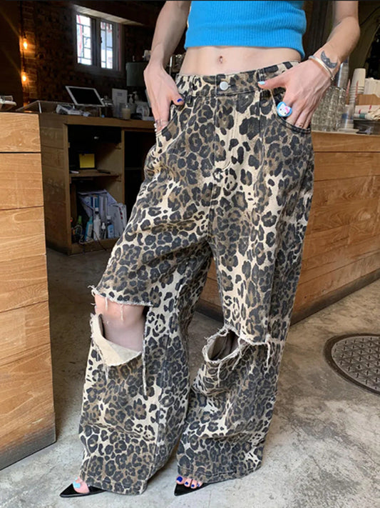 Retro Leopard Print High-Waisted Straight Leg Distressed Jeans