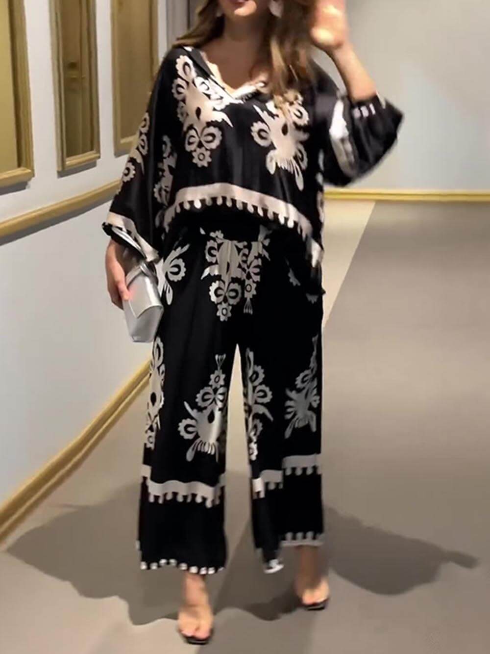 Distinctive Printed Long Sleeve Top and Irregular Hem Pants Set