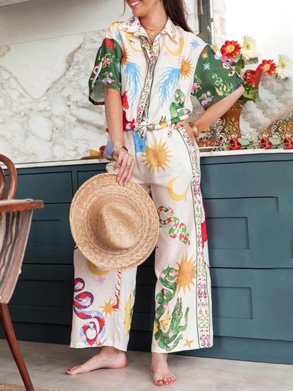 Stylish Loose-Fit Short Sleeve Shirt and Elastic Waist Pants Set with Unique Print