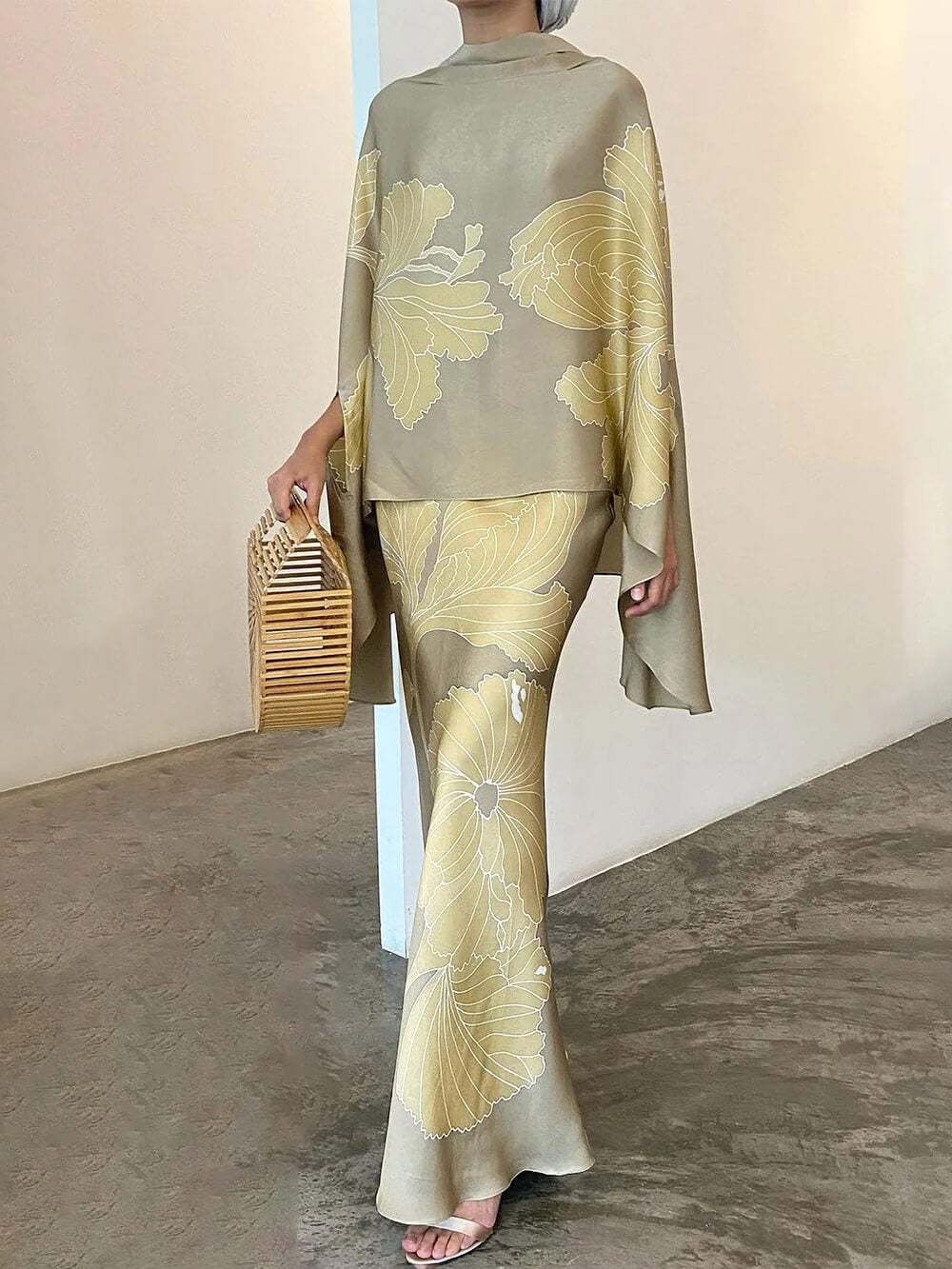 Chic Floral Asymmetrical Skirt Suit
