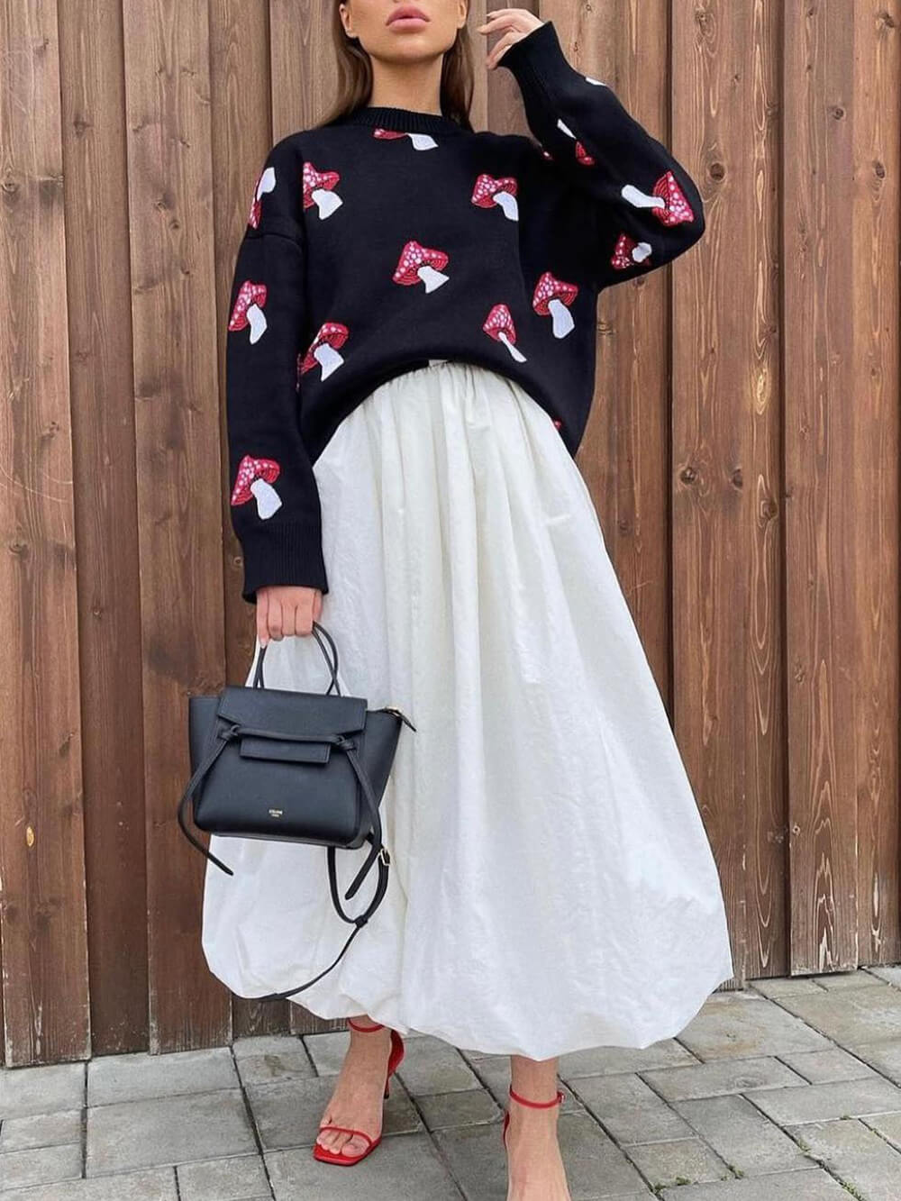 Contrast Pullover Sweater with Mushroom Print