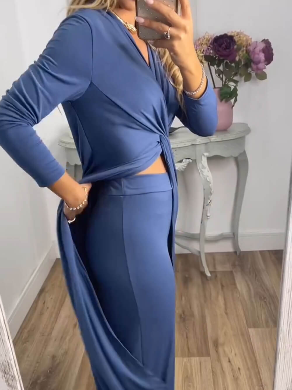 Relaxed 2-Piece Set: Long Top and Coordinating Trousers