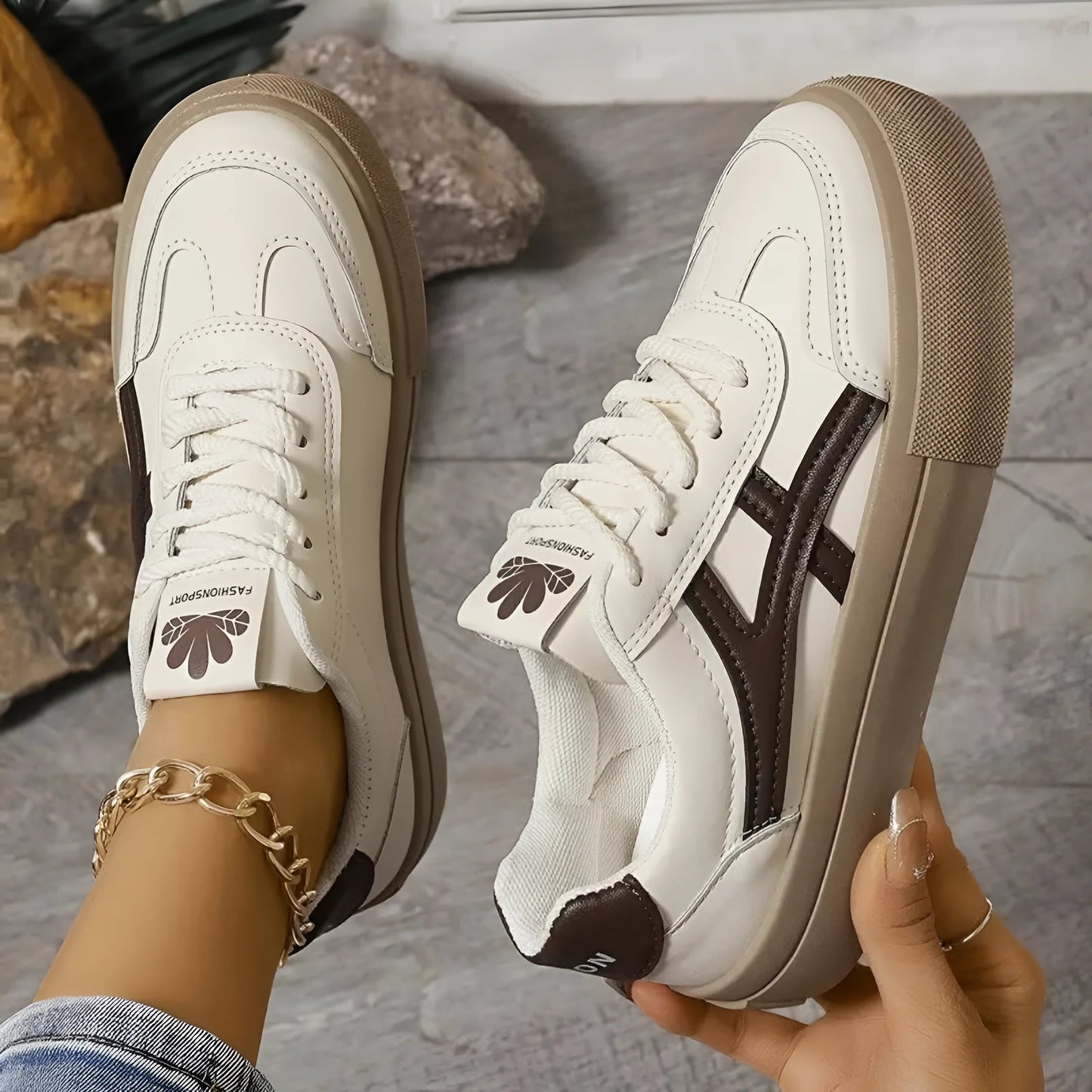 Masy Comfort Chic Sneakers