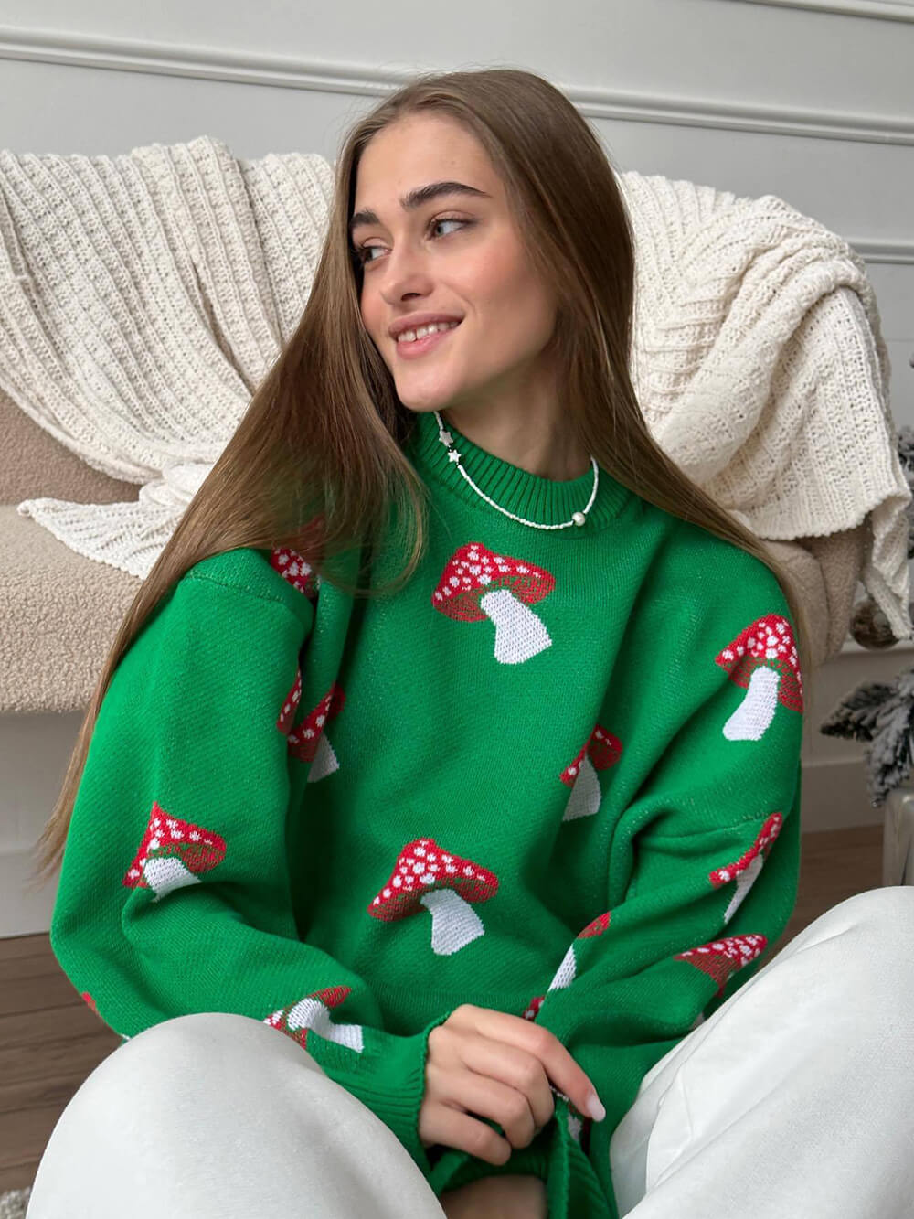 Contrast Pullover Sweater with Mushroom Print