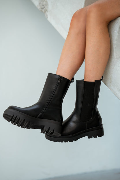 Chelsea High Boots