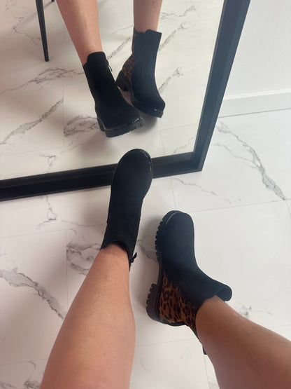 Suzan Black/Leo Boots