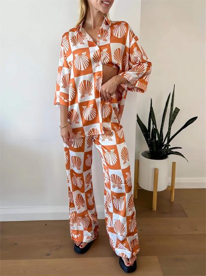 Exclusive Satin Shell Print Wide-Leg Pants Set