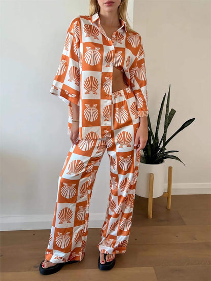 Exclusive Satin Shell Print Wide-Leg Pants Set