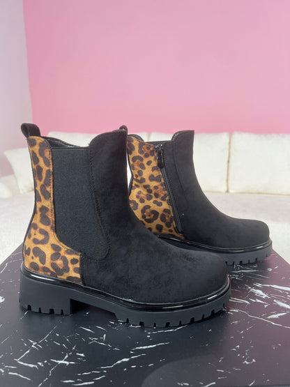 Suzan Black/Leo Boots