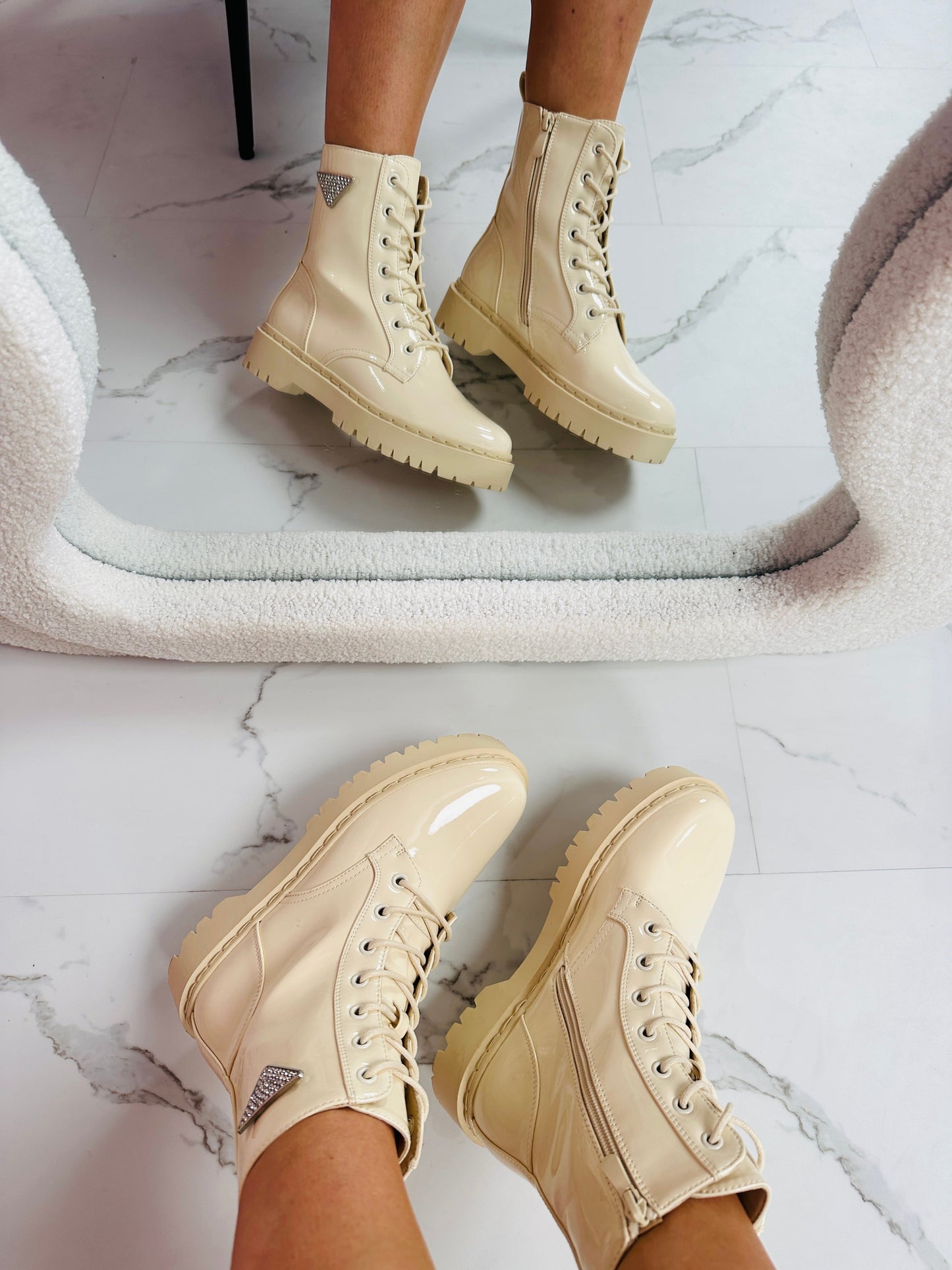 Prida Beige Boots