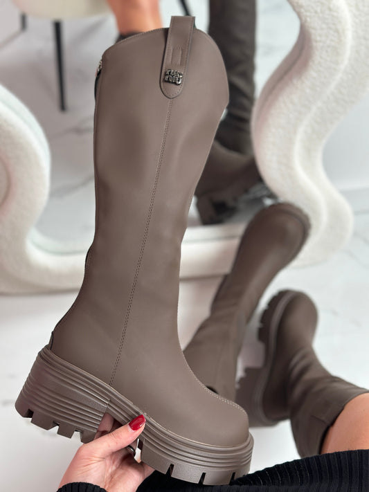 Niu Brown Boots