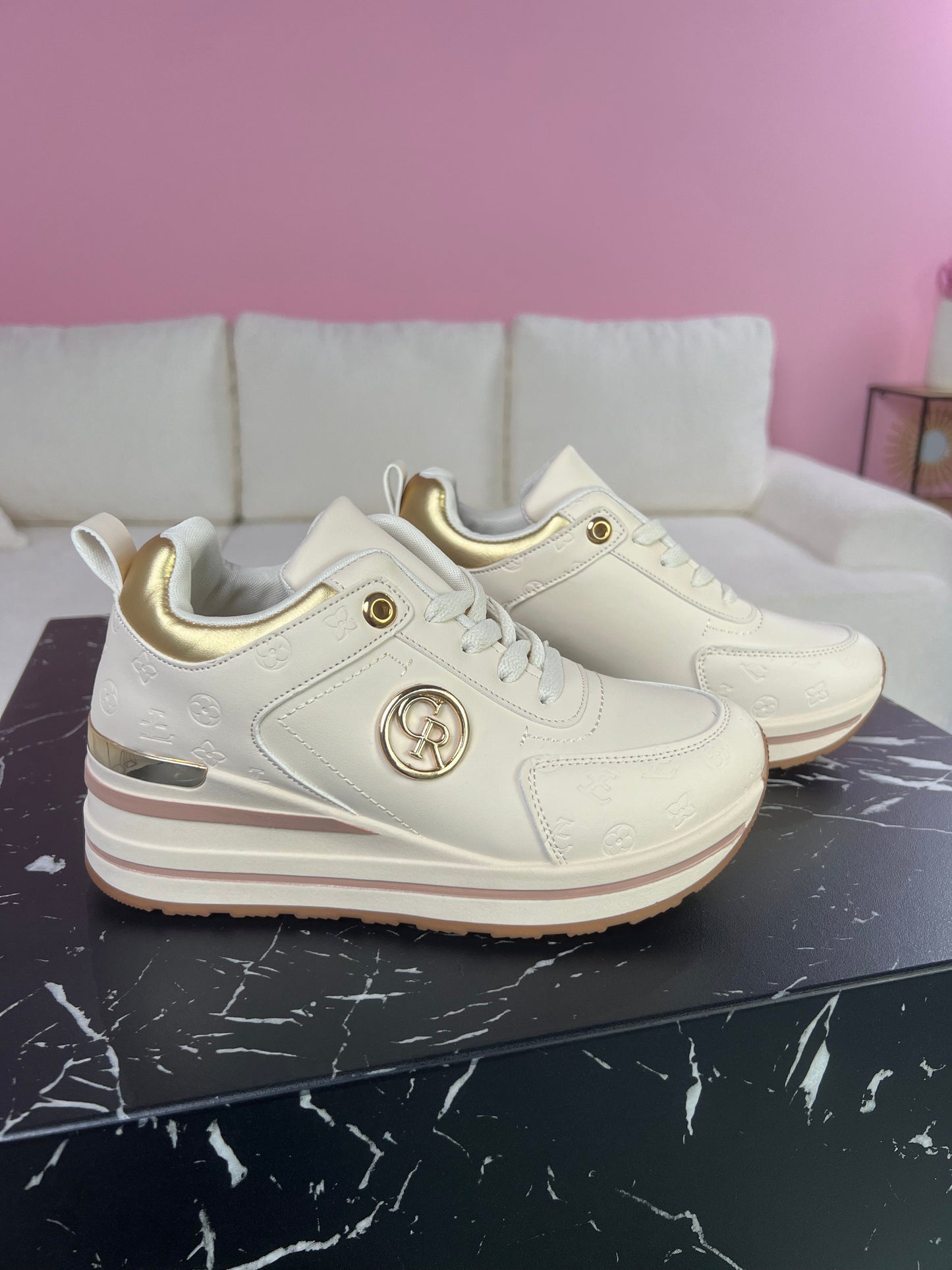 19CR Beige Sneaker