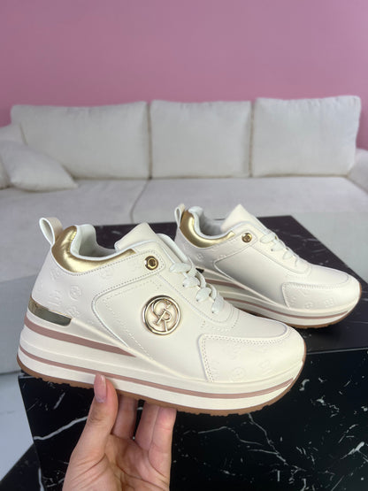 19CR Beige Sneaker