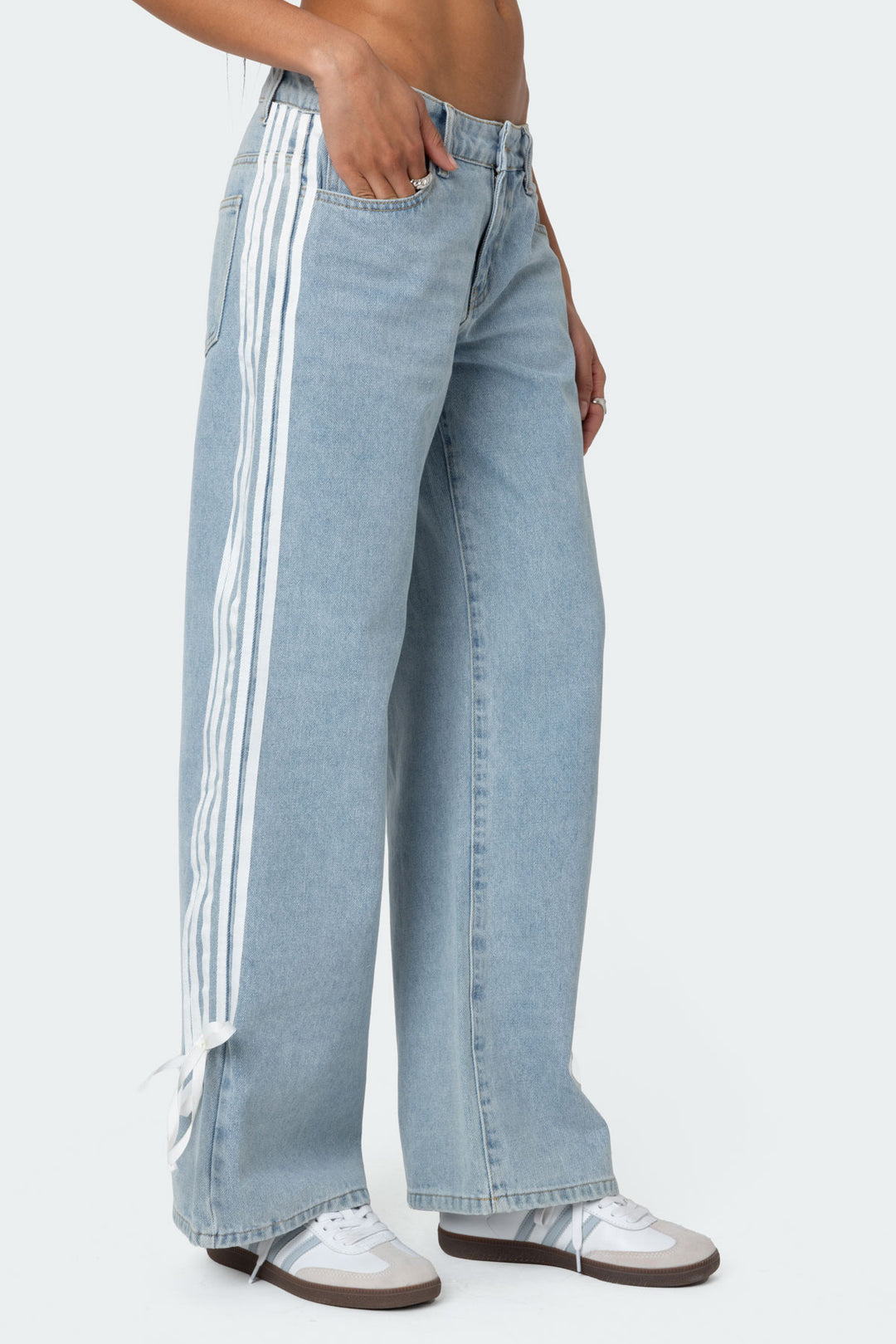 Wide-Leg Jeans with Loose Fit, Side Stripes, and Bow Detail