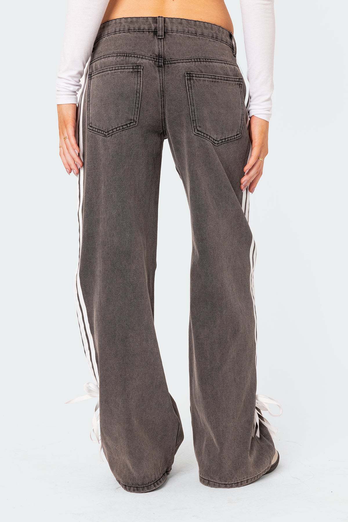 Wide-Leg Jeans with Loose Fit, Side Stripes, and Bow Detail