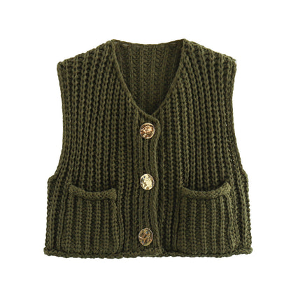Chunky Knit Cardigan with Bold Buttons in Solid Color