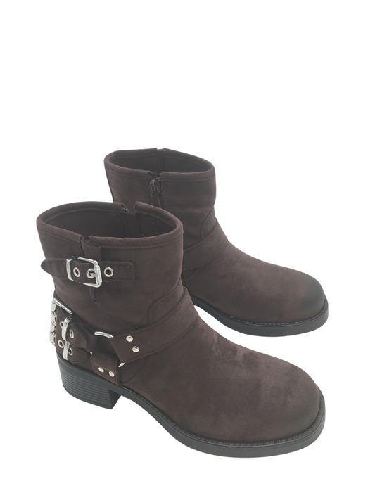 Gaby Brown Boots