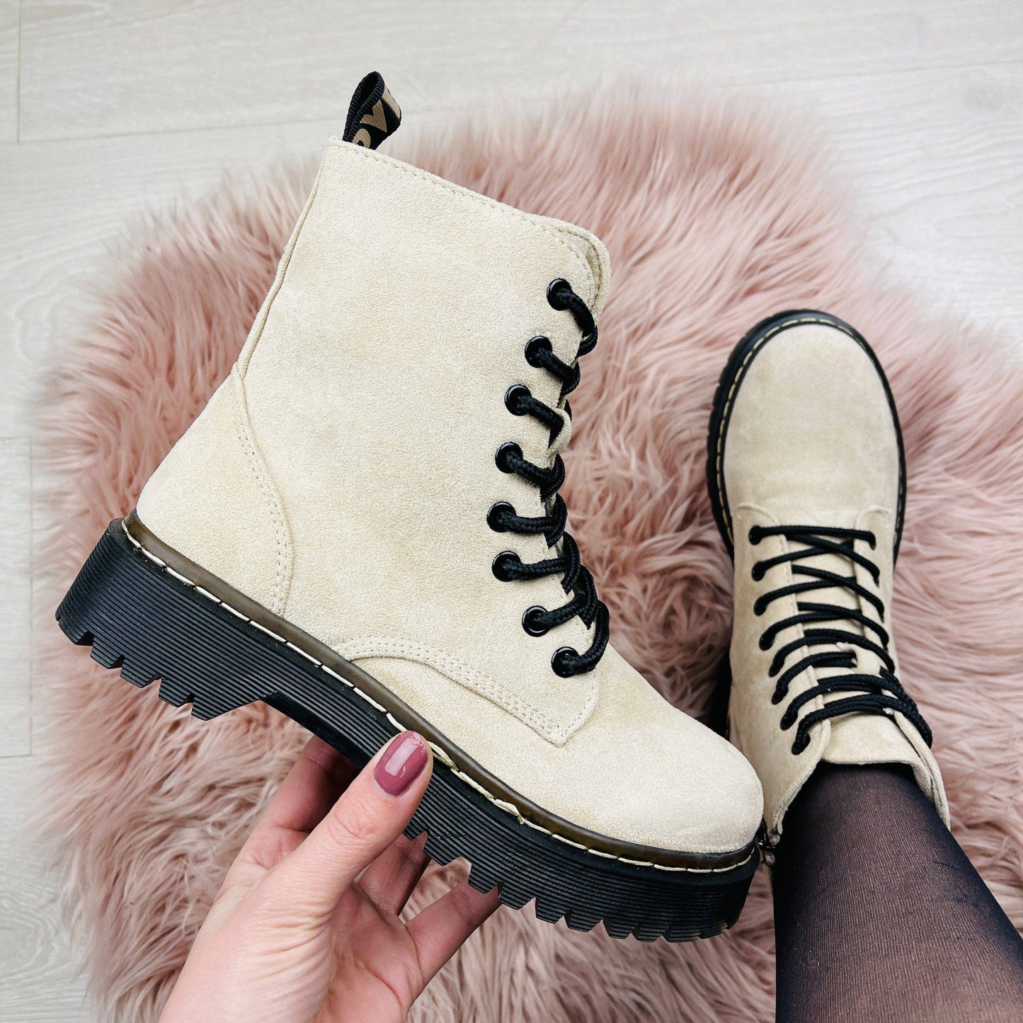 Rio Beige Boots