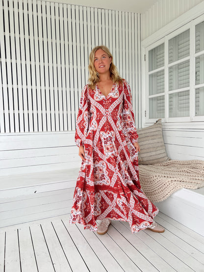 Carmen Pink Maxi Dress with Long Sleeves