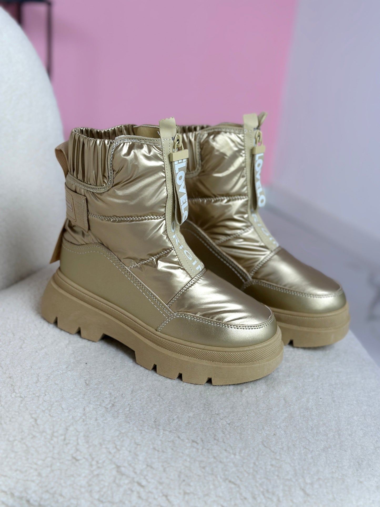 Warmy Gold Boots