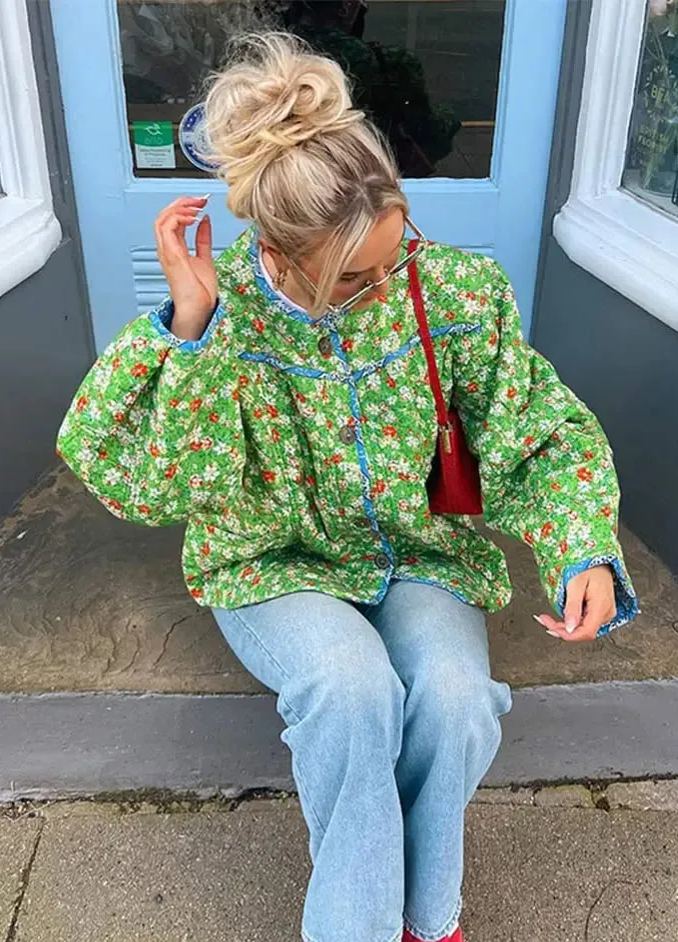 Relaxed Fit Floral Print Jacket in Green