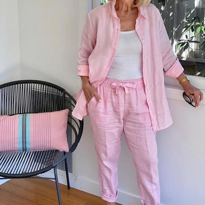 Set with blouse and trousers with long sleeves